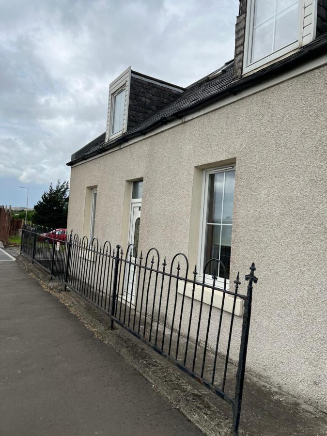 4 Bed Bungalow Near Airport Edinburgh Exterior photo