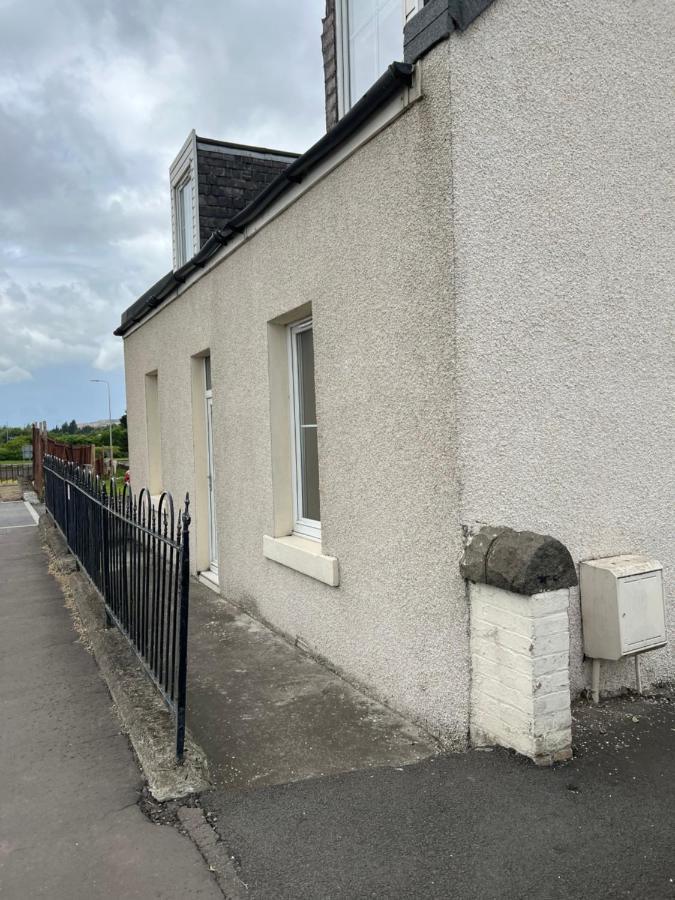 4 Bed Bungalow Near Airport Edinburgh Exterior photo